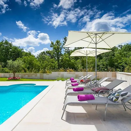 Liv Holiday home