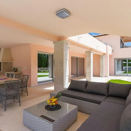 Liv Holiday home